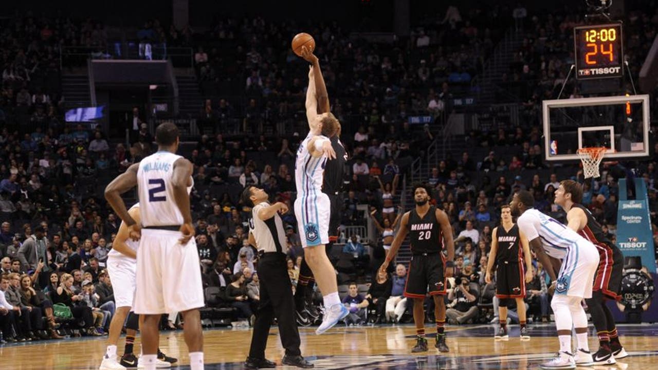 Buzz City Beat: Kemba Celebrates Early, Belinelli Proving the Charlotte Hornets Right
